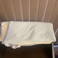 ベッドカバー 水色