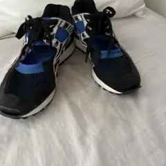 adidas アディダス スニーカー