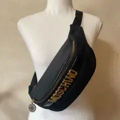 希少 未使用級 モスキーノ ビックロゴ ウエストバッグ ボディバッグ G金具 希少 未使用級 モスキーノ ビックロゴ ウエストバッグ ボディ