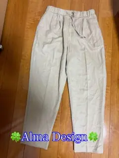 Alma Design ベージュ カジュアルパンツ