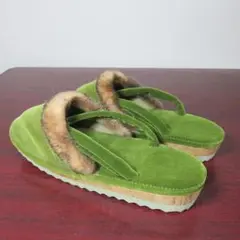 Item thumbnail for item 42913f3b-0f41-4943-8862-5b6c3434c260