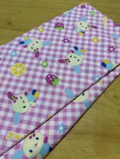 サンリオ　ウサハナ生地
