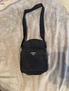 PRADA ナイロンショルダーバッグ ブラック