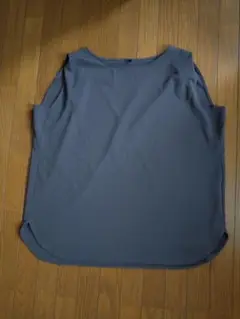 ユニクロ ノースリーブ ブラウス