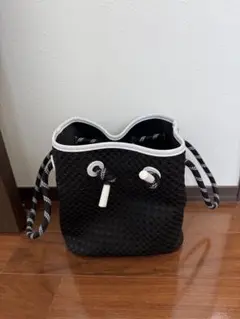 qbag paris bubble 黒 ハンドバッグ　ショルダーバッグ