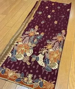 エスニック　バティック　サロン　布