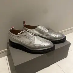 THOM BROWNE ウィングチップ メダリオン　シルバー THOM BROWNE（ドレス/ビジネス）のフリマアイテム一覧