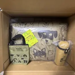新品抜き取り無し★いぬの日おさんぽバッグ＆ポーチ＆ブランケットプレミアムセット 犬好きなら見逃せない！カルディ「いぬの日おさんぽバッグ」が
