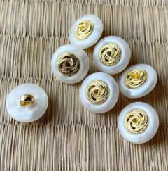 Item thumbnail for item 29791993-d4d2-46be-af05-7bf777c1647d