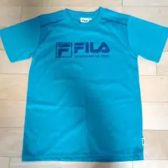 FILA 青 Tシャツ ロゴ入り