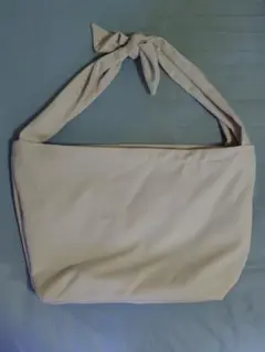 CIASENSE リボン付きクリーム色トートバッグ