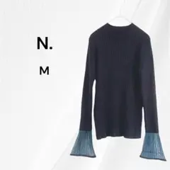 N. エヌドット　ブラック　長袖ニット　ラメ入り　ハイネック　袖切替　M