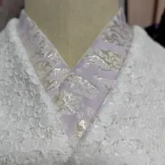 ゴールドにラベンダーピンクの半衿