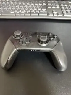 Nintendo Switch 純正プロコン