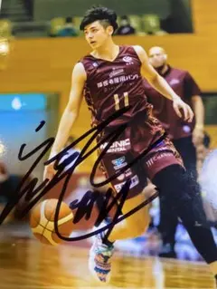 B1 バスケット　サイン入り　選手写真　駒沢　颯 選手
