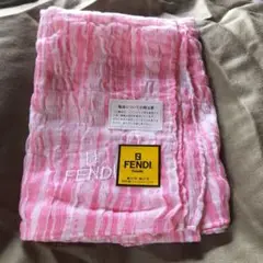 FENDI 大判スカーフ