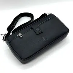 Calvin Klein ブラックショルダーバッグ