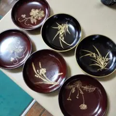 漆器？？和菓子うけ？