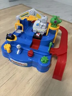 Item thumbnail for item f8187a20-ec55-4e4a-930a-e87ca41f7c59