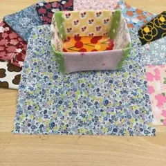 ★A884★ カットクロス/プリント生地/国産/25cm×25cm/10点