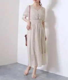 archives 花柄プリーツシャーリング半袖ワンピース