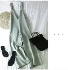 値下げ【KBF 】ケービーエフサロペットパンツ 肩紐調整可能ゆったり 大人可愛い