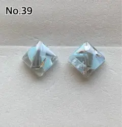 ハンドメイド　レジンピアス　ウォーターグレー
