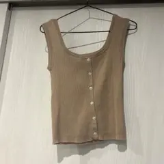 ベージュ リブ編み ノースリーブトップス