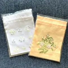 新品未使用　ベトナム製刺繍入り巾着袋