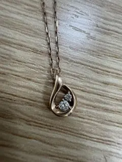 4℃✨K10 ダイヤモンド付き涙型ネックレス美品✨