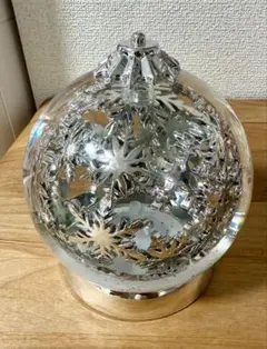 LUMIDALED グリッターウォーターボールミニ 自動オンオフタイマー付き