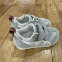 本日限定価格　familiar ASICS グレー　スニーカー　16.5