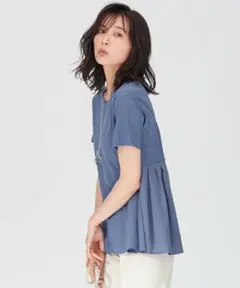 23区 アルビニスタスムースフレアカットソー　ブルーグレー　異素材タックトップス