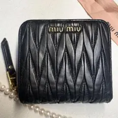 美品✨マテラッセ 二つ折り財布 ゴールド金具 レザー ブラック