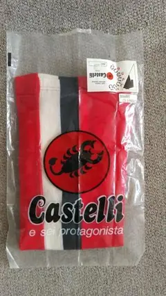カステリのサイクルジャージ