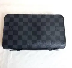 Item thumbnail for item bed87db9-6db4-4fd0-b482-35454eeee283