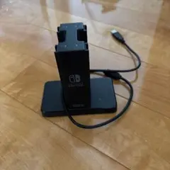 Nintendo switch コントローラー　スタンド　充電