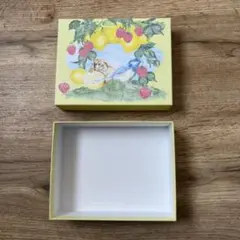 ユーハイム　空き箱　小物入れ　リス