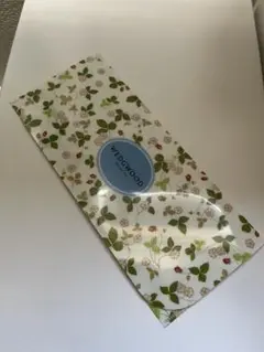 WEDGWOOD ストロベリー柄 クリアファイル マスク チケット入れ