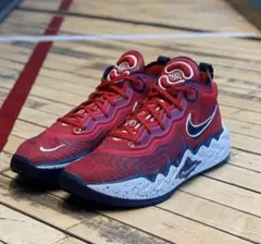 NIKE ZOOM G.T RUN