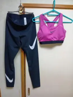 Nike スポーツブラ&レギンスセット Mサイズ ブラック/ピンク