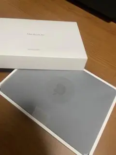 MacBook air M2 13インチ　8コアCPU 8コアGPU