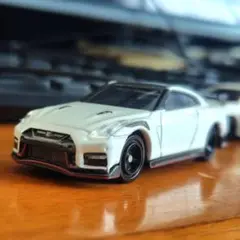 廃盤 トミカ Nissan GT-R NISMO カスタム 細部塗装