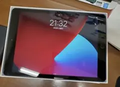 iPad (第8世代) Wi-Fi 32Gスペースグレー