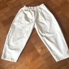 オローネ　バルーンパンツ　オフホワイト