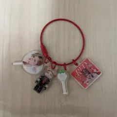 山田涼介　RED アクスタキーホルダー