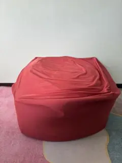 体にフィットするソファとカバー