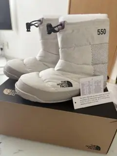 未使用！The North Face 550ホワイト ショートブーツヌプシブーツ