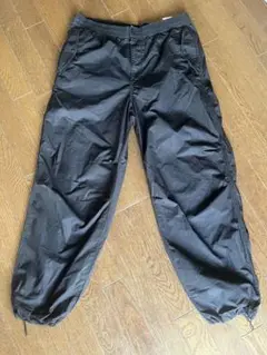 USED★ユニクロ・UNIQLO・ロングパンツ、裾を絞るタイプ【Ｌ】黒・ブラック
