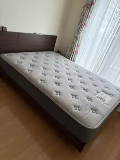 極美品シモンズBeautyrest Newfit ダブルセット